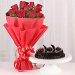 Eggless Cakes and Flowers