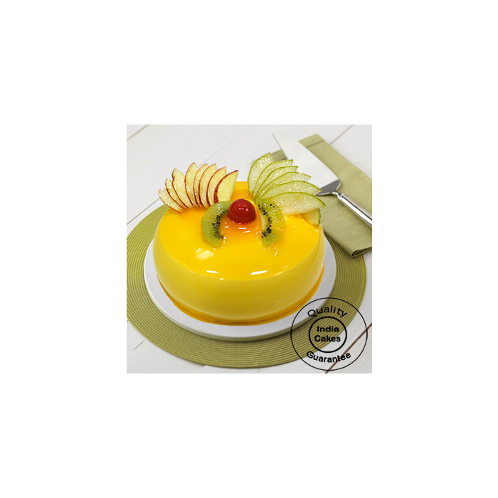 Delectable Fresh Fruit Cake Half Kg