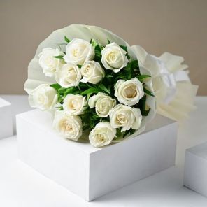 12 Eternity White Roses Bouquet