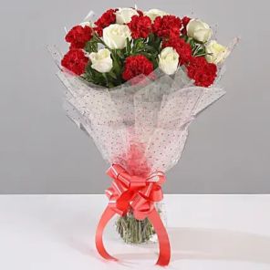 10 Exotic White Roses and Red Carnations Bouquet