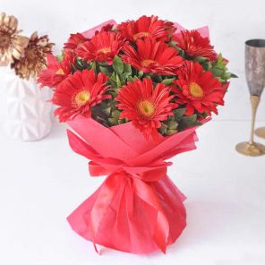 10 Romantic Red Gerberas Bouquet