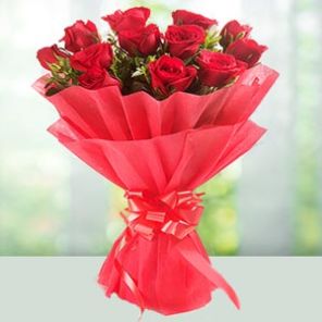 12 Charming Red Roses Bunch