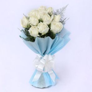 12 White Feather Bouquet