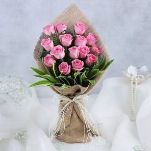 16 Aqua Pink Roses Bunch