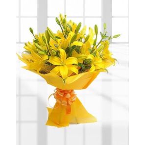 6 Charming Yellow Lilly Flower Bouquet