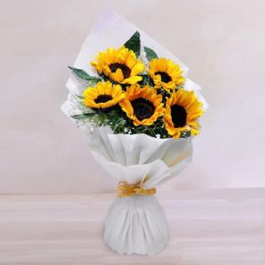 6 Shining Sunflower Bouquet