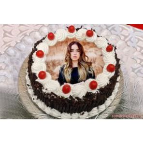 Black Forest with Cherry Photo Cake Half Kg