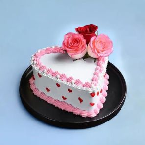 Blooming Hearts Cake 1 Kg