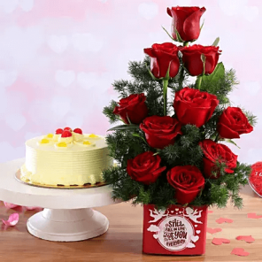 Butterscotch Cake Half Kg with 6 Red Roses Bunch