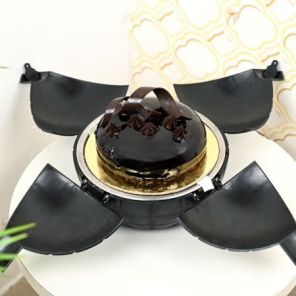 Choco Tiktik Bomb Cake Half Kg