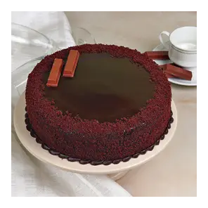Chocolatey Kitkat Cake