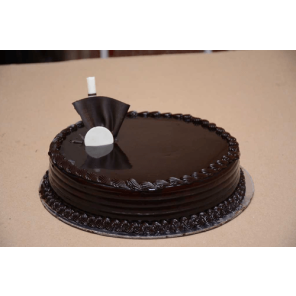 Eggless Classic Chocolate Truffle Cake Half Kgs