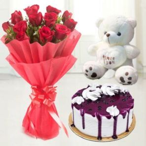 Half Kg Classic Blueberry Cake with 6 Red Roses Bouquet and 6 Inch Teddy Bear