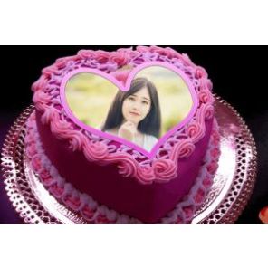 Strawbery Heart Shaped Photo Cake Half Kg